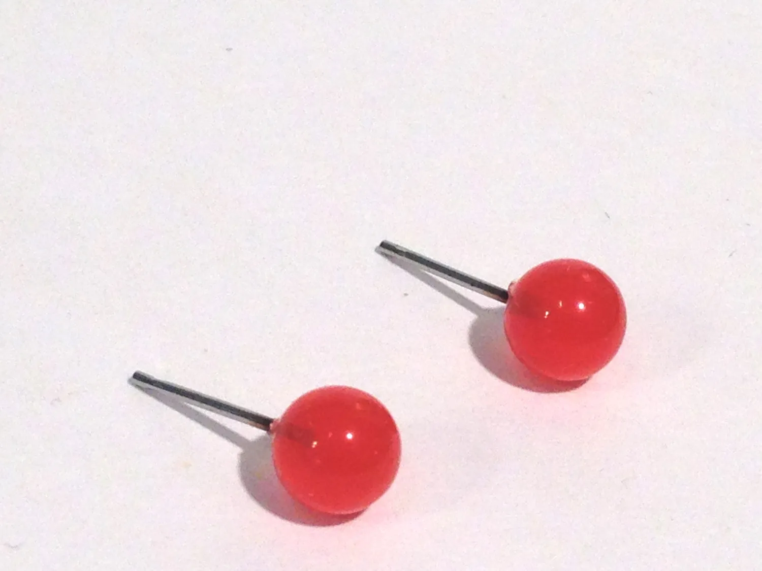 Cherry Tomato Marbled Tiny Stud Earrings