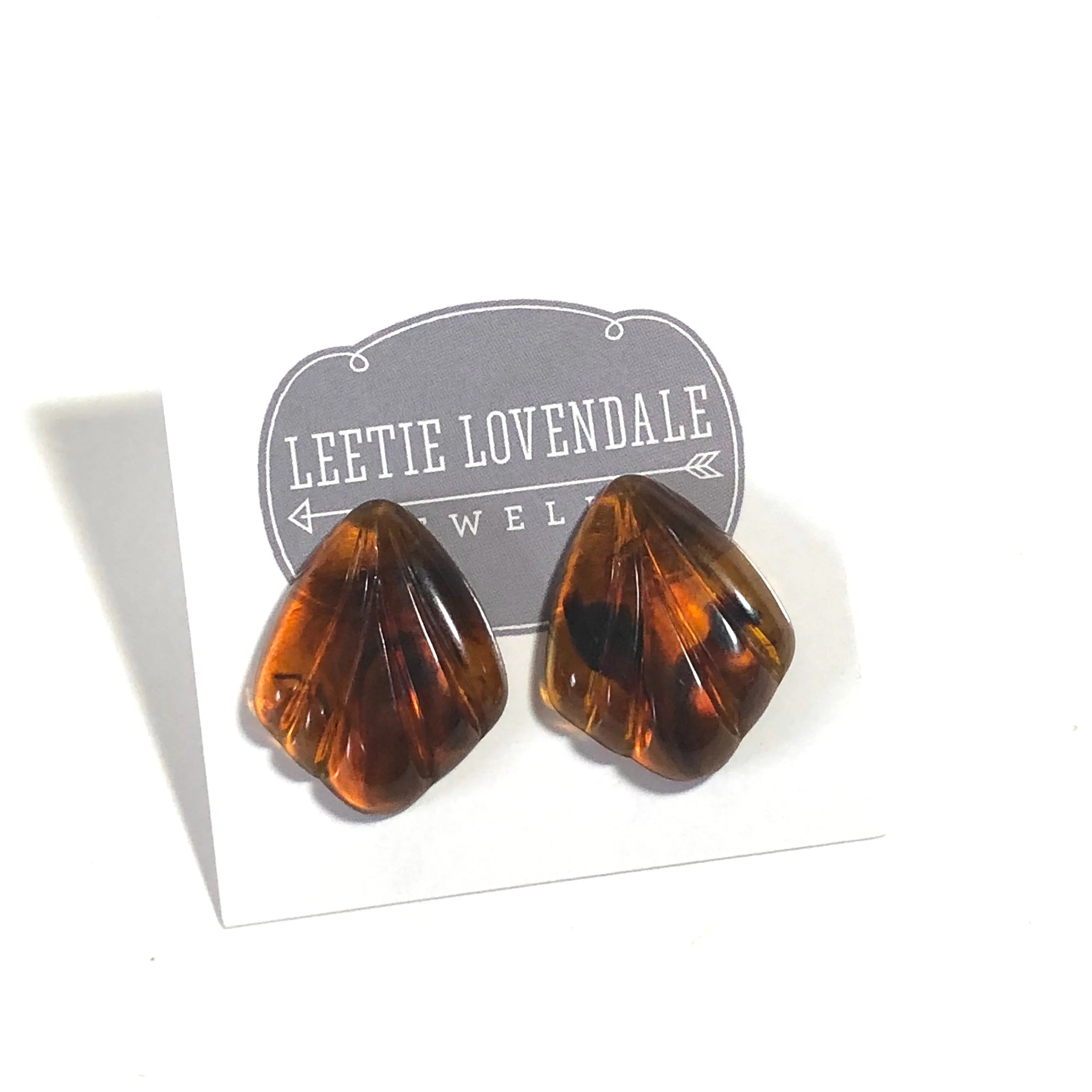 Tortoise Scalloped Fan Lucite Stud Earrings